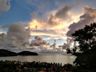 Zihuatanejo Bay skies